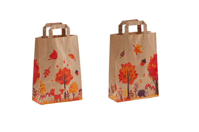 Papiertasche Herbstzauber aus braunem Kraftpapier mit orange-braunem Druck Blätter, Pilze, Igel, Fuchs, Vorder- und Rückseite verschieden; mittlere Größe ca. A4