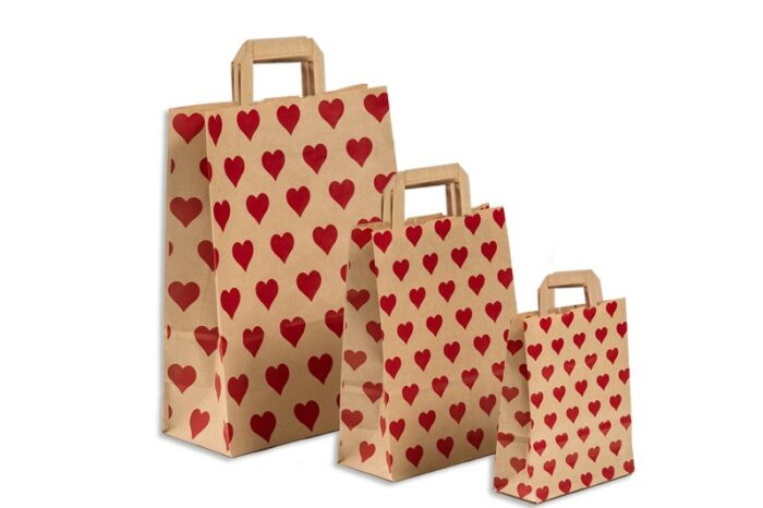 Papiertasche von Herzen