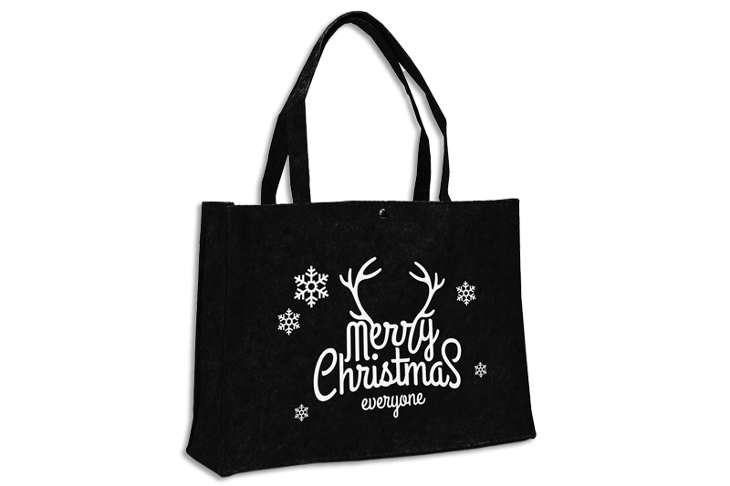 schwarze Filztasche mit weißem Aufdruck Merry Christmas und Druckknopf oben, 2 Henkel mittellang bei tausendtypentragetaschen