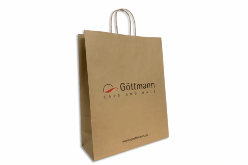 braune Papiertasche mit Papierkordel und zweifarbigem Aufdruck in rot und schwarz Logo Göttmann Caps